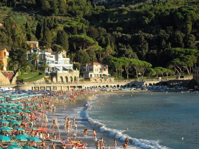 4 Seasons Levanto Luaran gambar